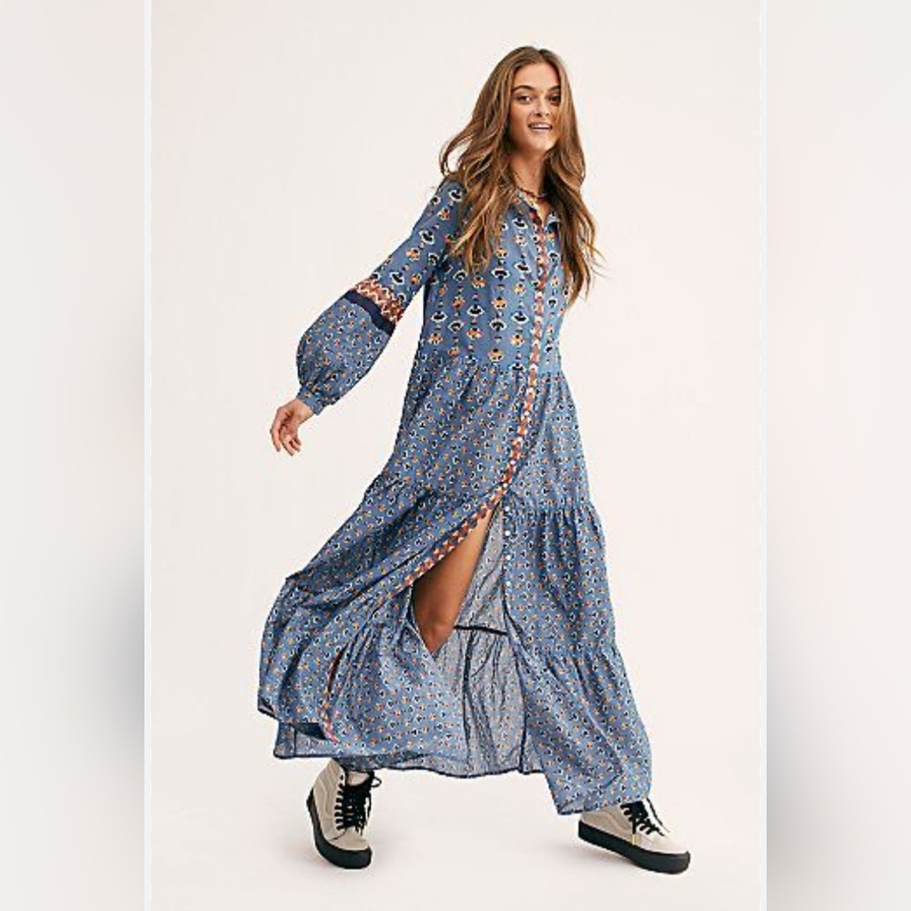 Free People Papillon Maxi dress. Size S